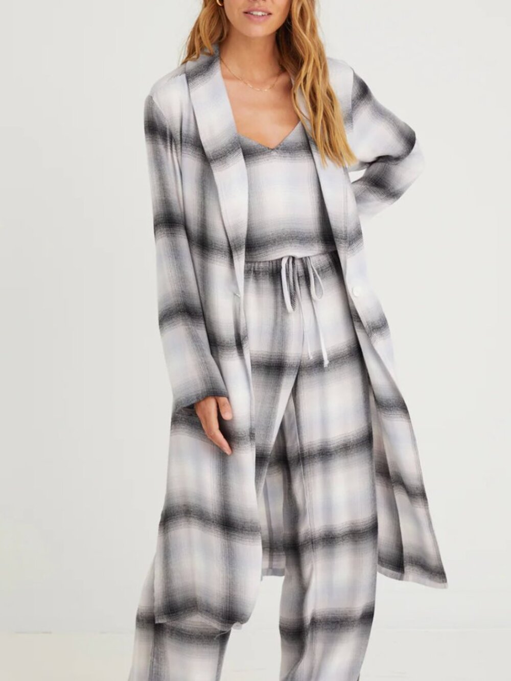 Bella Dahl - Long Sleeve Shawl Collar Robe in Lilac Ombre Plaid (NWOT)